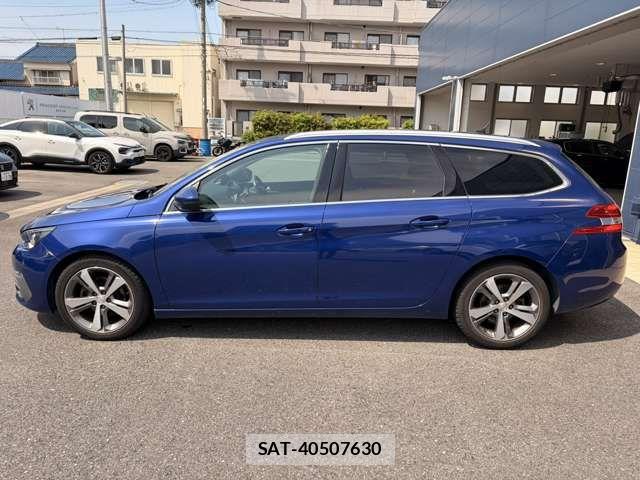 Peugeot 308 2018-03 7060200-6