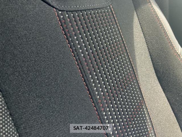 Peugeot 308 2019-11 7060202-23