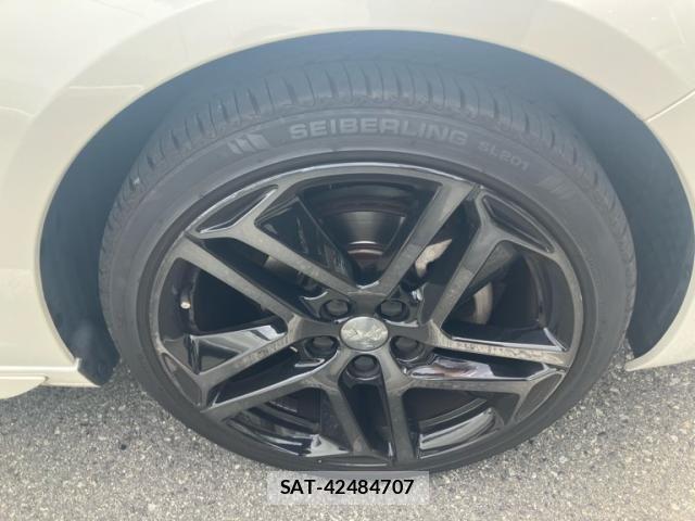 Peugeot 308 2019-11 7060202-2