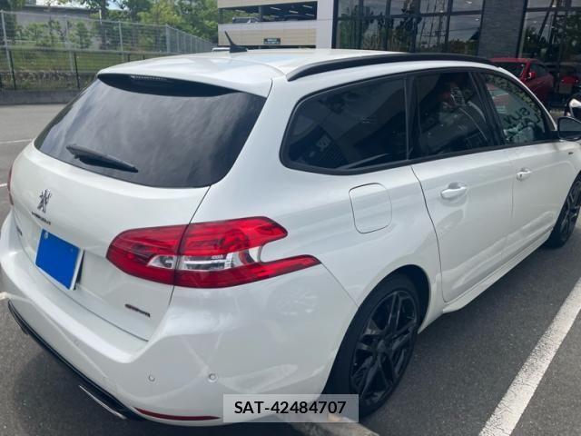 Peugeot 308 2019-11 7060202-4