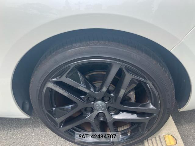 Peugeot 308 2019-11 7060202-7