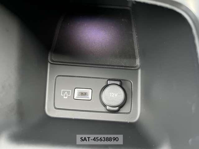 Peugeot 308 2023-04 7223492-7