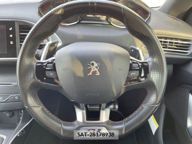Peugeot 308 2017-03 7217278-11
