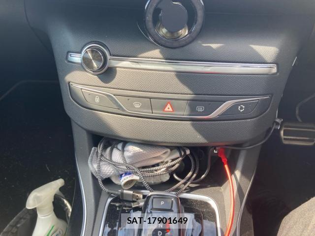 Peugeot 308 2021-07 7223490-12