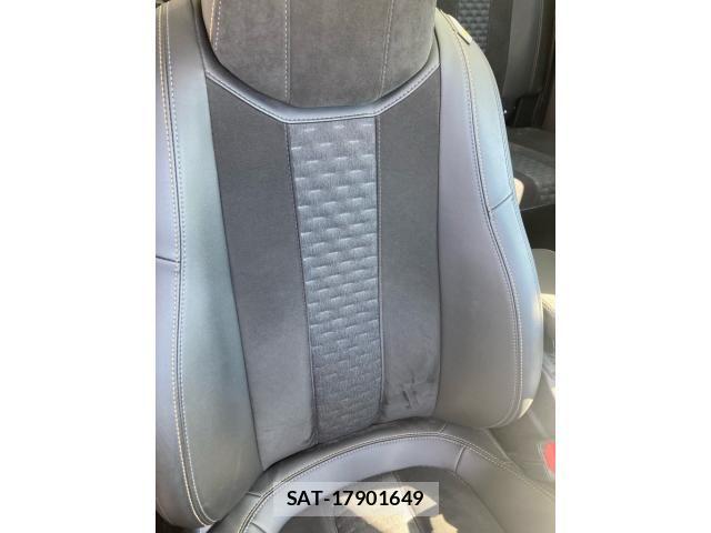 Peugeot 308 2021-07 7223490-18