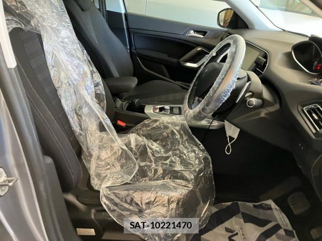 Peugeot 308 2016-07 7359281-12