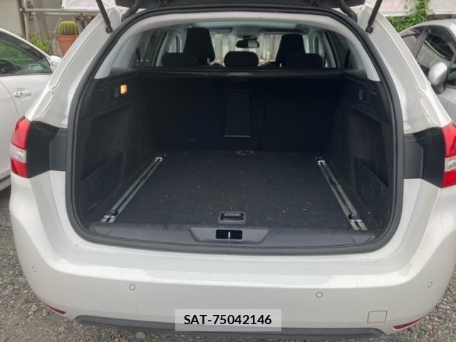Peugeot 308 2016-08 7502217-10