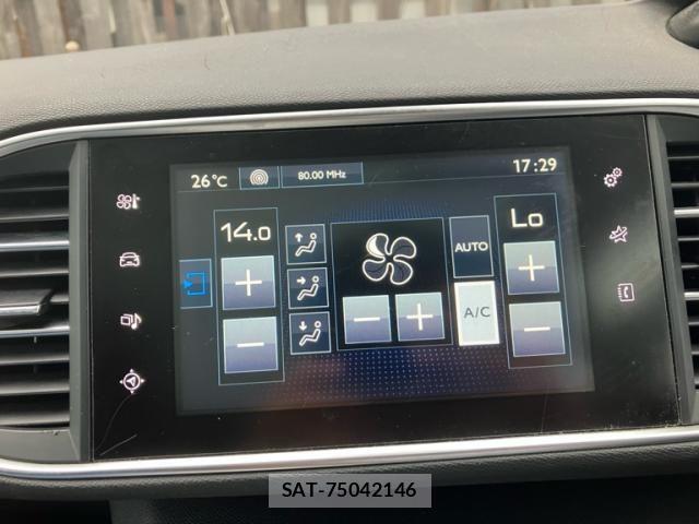 Peugeot 308 2016-08 7502217-18