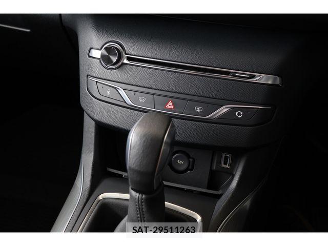 Peugeot 308 2018-08 7727144-18
