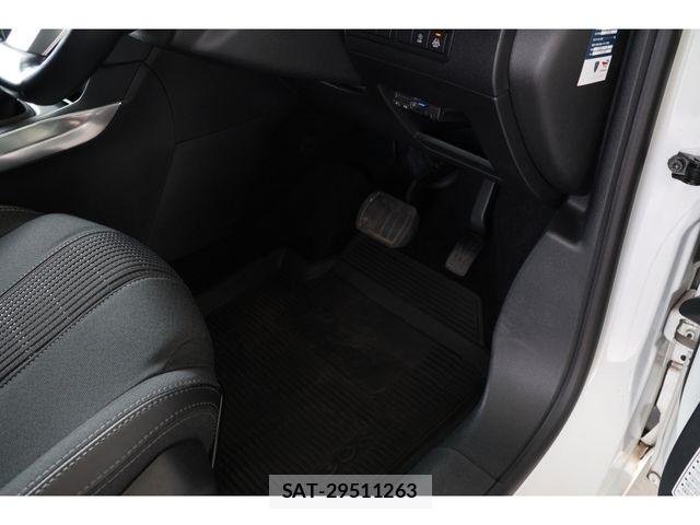 Peugeot 308 2018-08 7727144-27