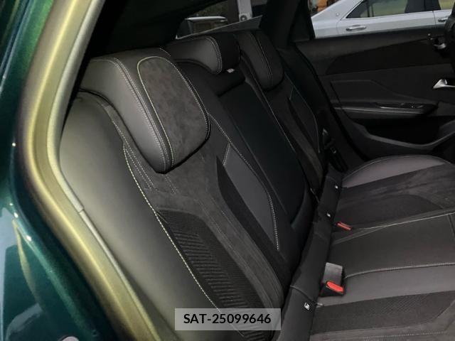 Peugeot 308 2023-02 7878743-10