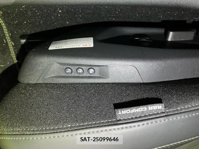 Peugeot 308 2023-02 7878743-17