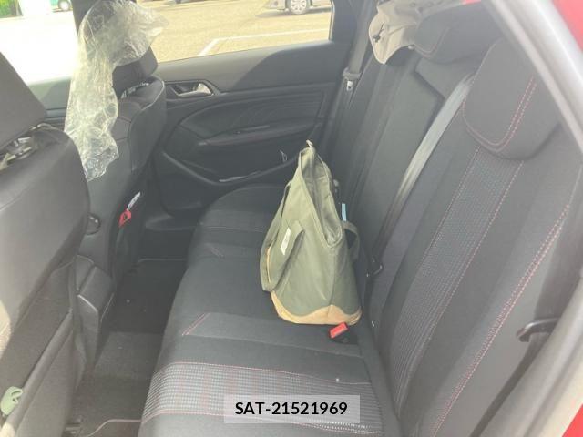 Peugeot 308 2019-08 8075109-11
