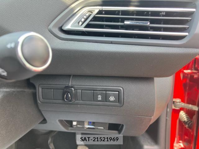 Peugeot 308 2019-08 8075109-14
