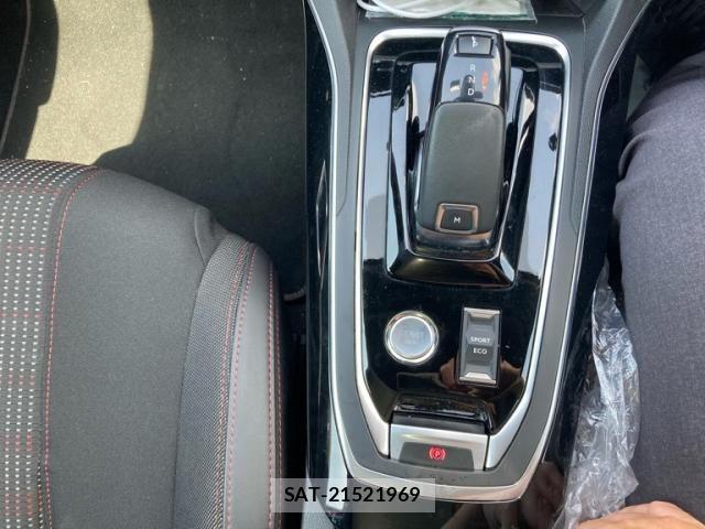 Peugeot 308 2019-08 8075109-19
