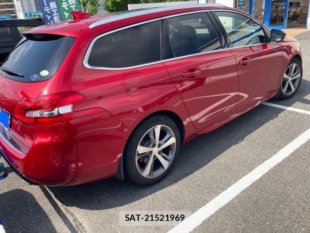 Peugeot 308 2019-08 8075109-2
