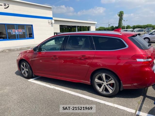 Peugeot 308 2019-08 8075109-3