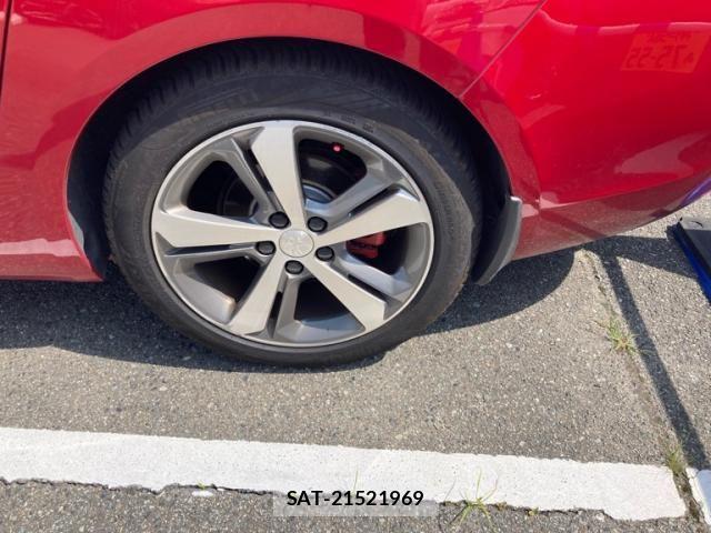 Peugeot 308 2019-08 8075109-8