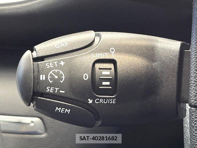 Peugeot 308 2018-12 8101186-3