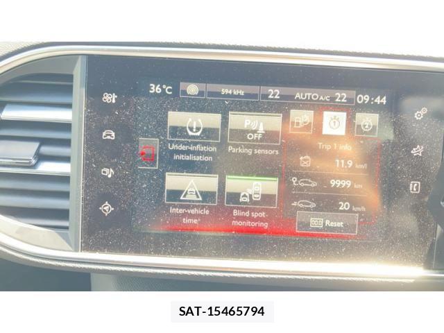 Peugeot 308 2017-10 8131853-28