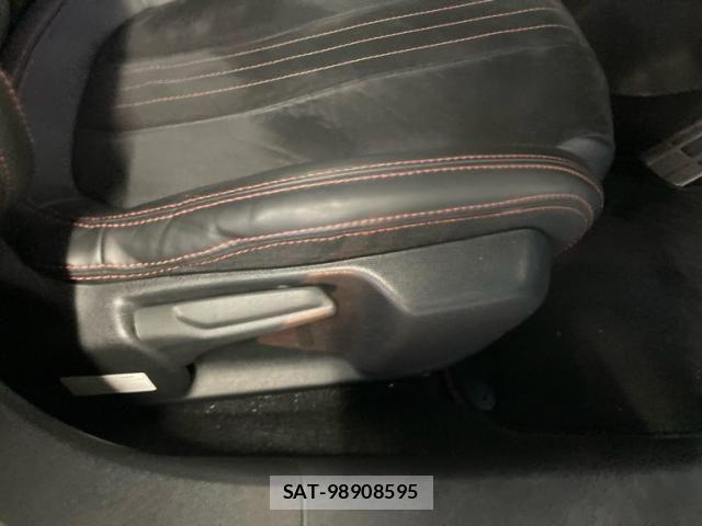 Peugeot 308 2016-08 8131854-20