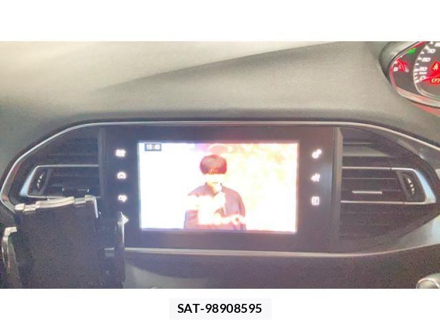 Peugeot 308 2016-08 8131854-24