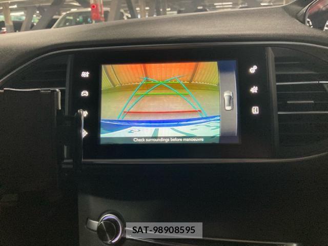 Peugeot 308 2016-08 8131854-28