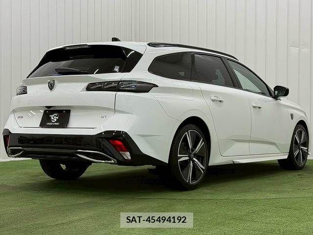 Peugeot 308 2023-07 8146414-15