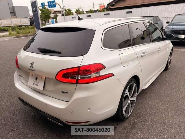 Peugeot 308 2020-03 8209512-9
