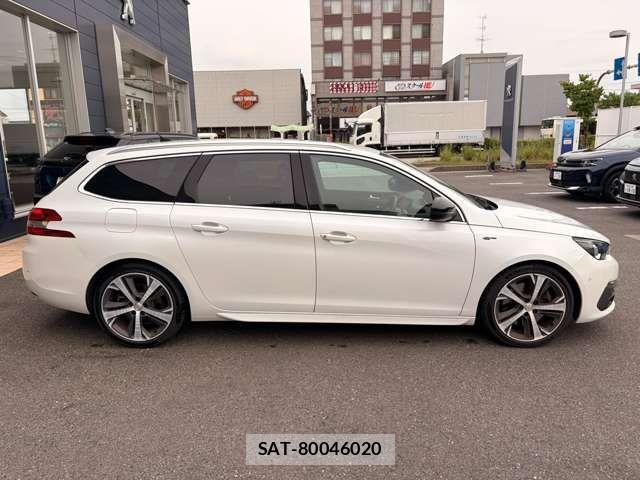 Peugeot 308 2020-03 8209512-10