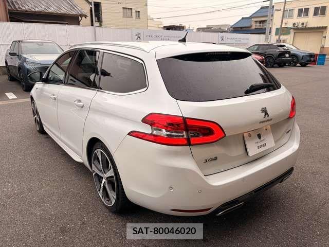 Peugeot 308 2020-03 8209512-7