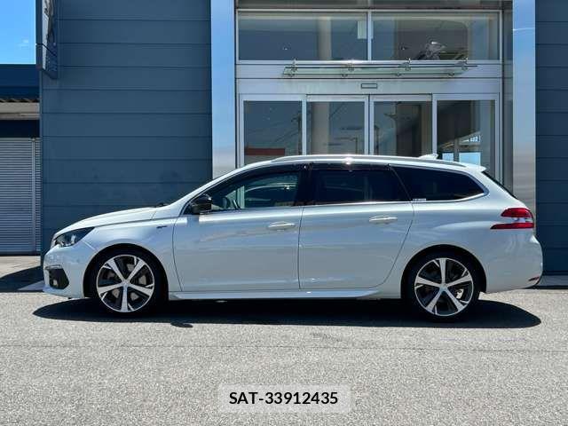 Peugeot 308 2018-06 8368087-4