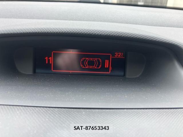 Peugeot 308 2014-05 8414339-15