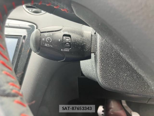 Peugeot 308 2014-05 8414339-20