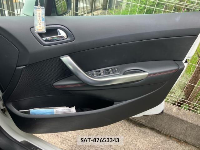 Peugeot 308 2014-05 8414339-22