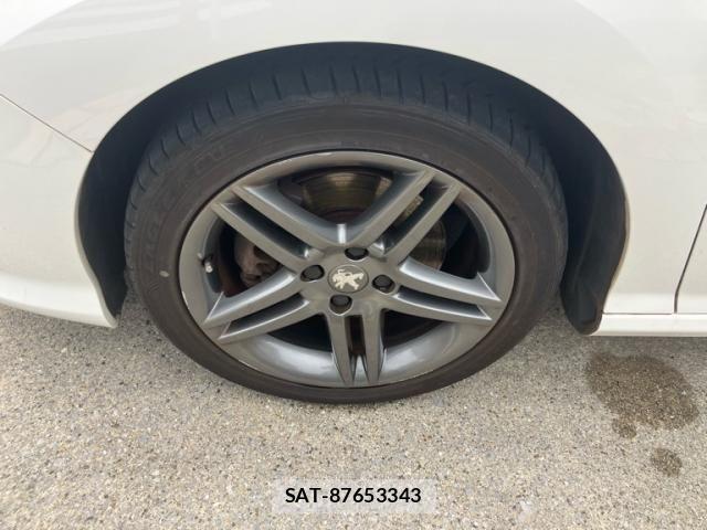 Peugeot 308 2014-05 8414339-2