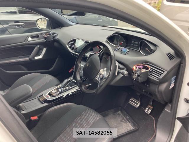 Peugeot 308 2019-09 8414337-10