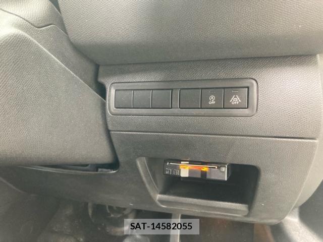 Peugeot 308 2019-09 8414337-13