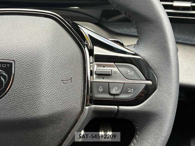 Peugeot 308 2022-11 8438703-11