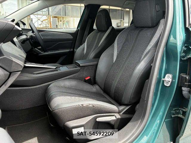 Peugeot 308 2022-11 8438703-23