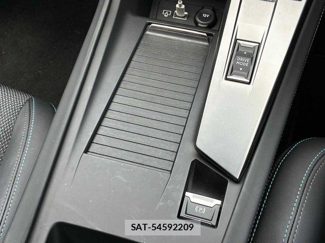 Peugeot 308 2022-11 8438703-8
