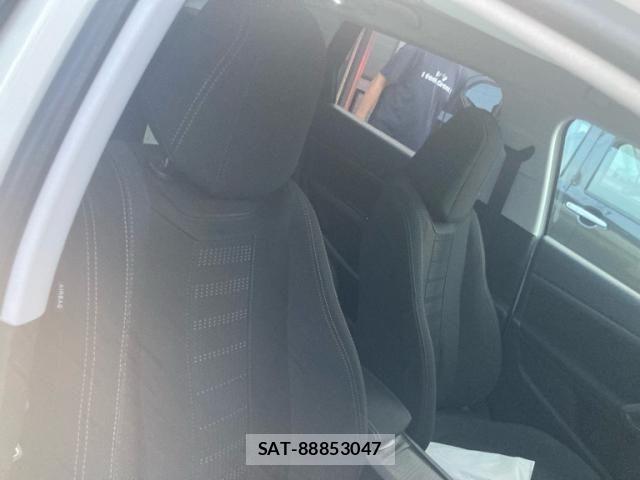 Peugeot 308 2017-06 8563164-13