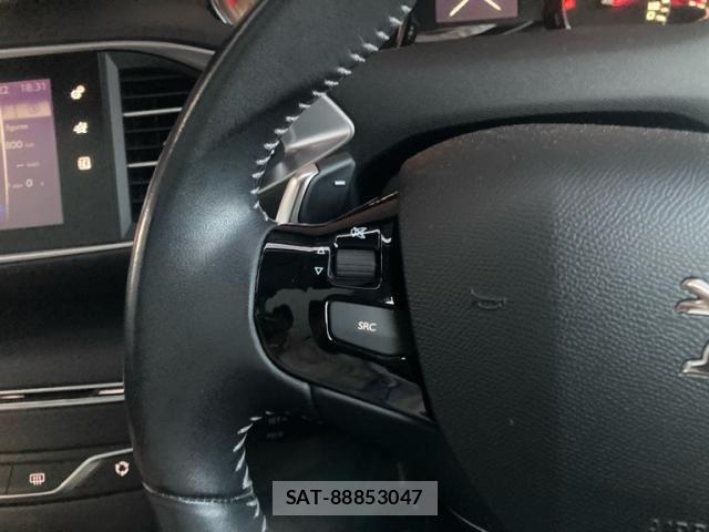 Peugeot 308 2017-06 8563164-20