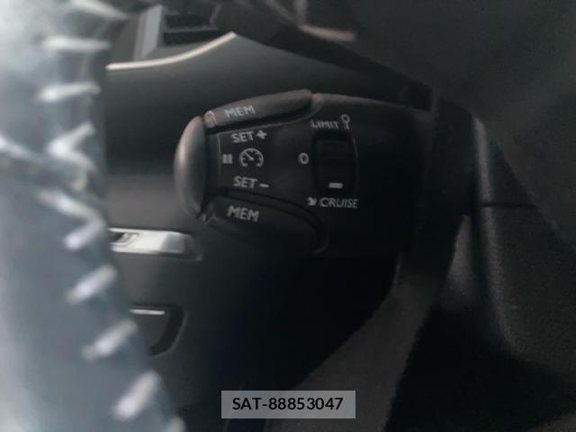 Peugeot 308 2017-06 8563164-26