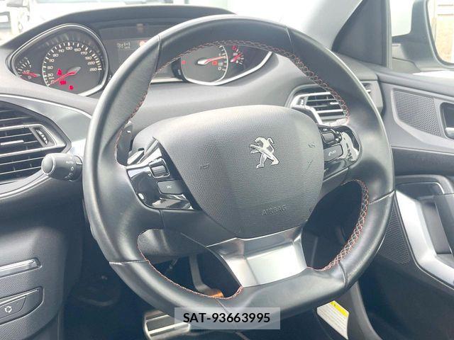 Peugeot 308 2020-02 8563162-10