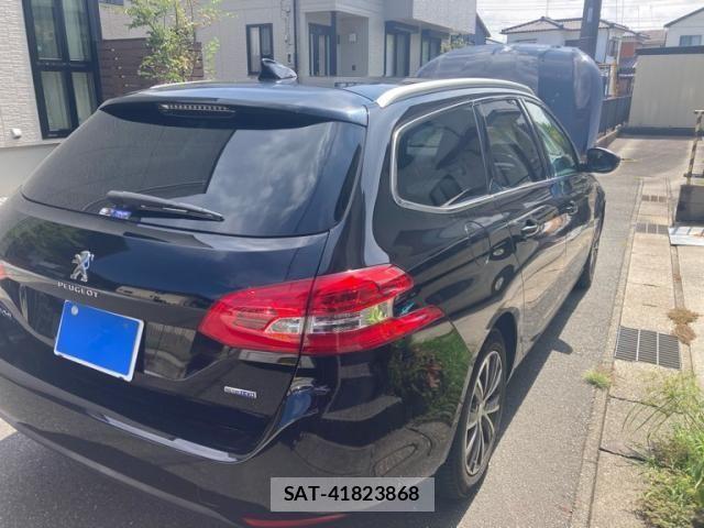 Peugeot 308 2017-10 8745176-3