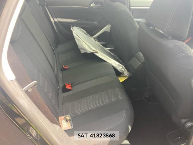 Peugeot 308 2017-10 8745176-7