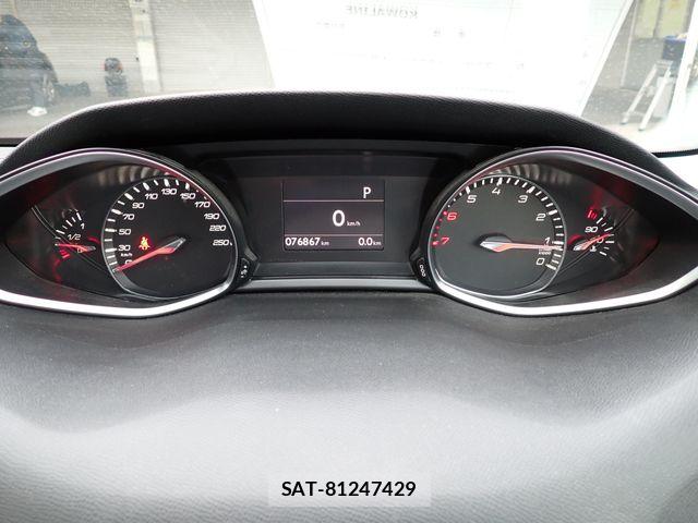 Peugeot 308 2015-11 8745175-10