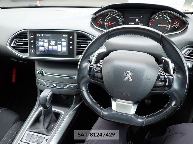 Peugeot 308 2015-11 8745175-18