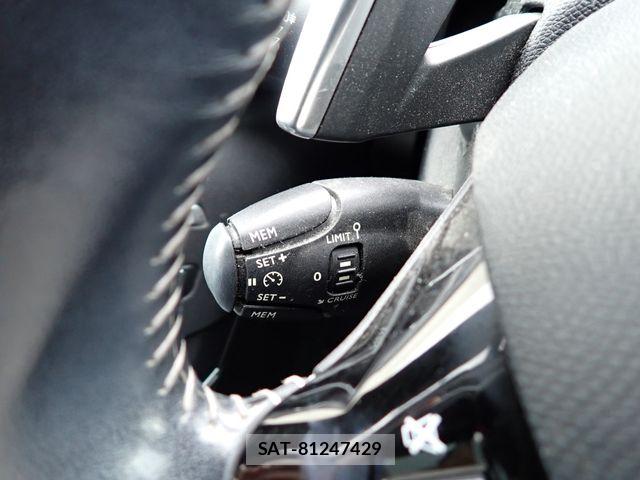 Peugeot 308 2015-11 8745175-19